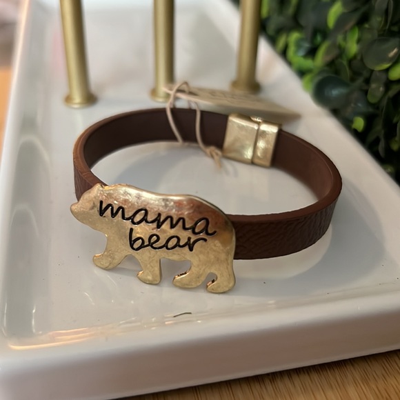 Mama Bear Magnetic Bracelet - Picture 2 of 9